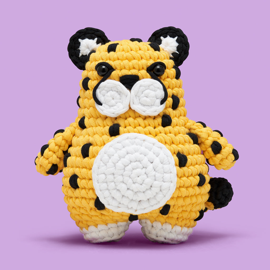 Suri the Cheetah Crochet Kit